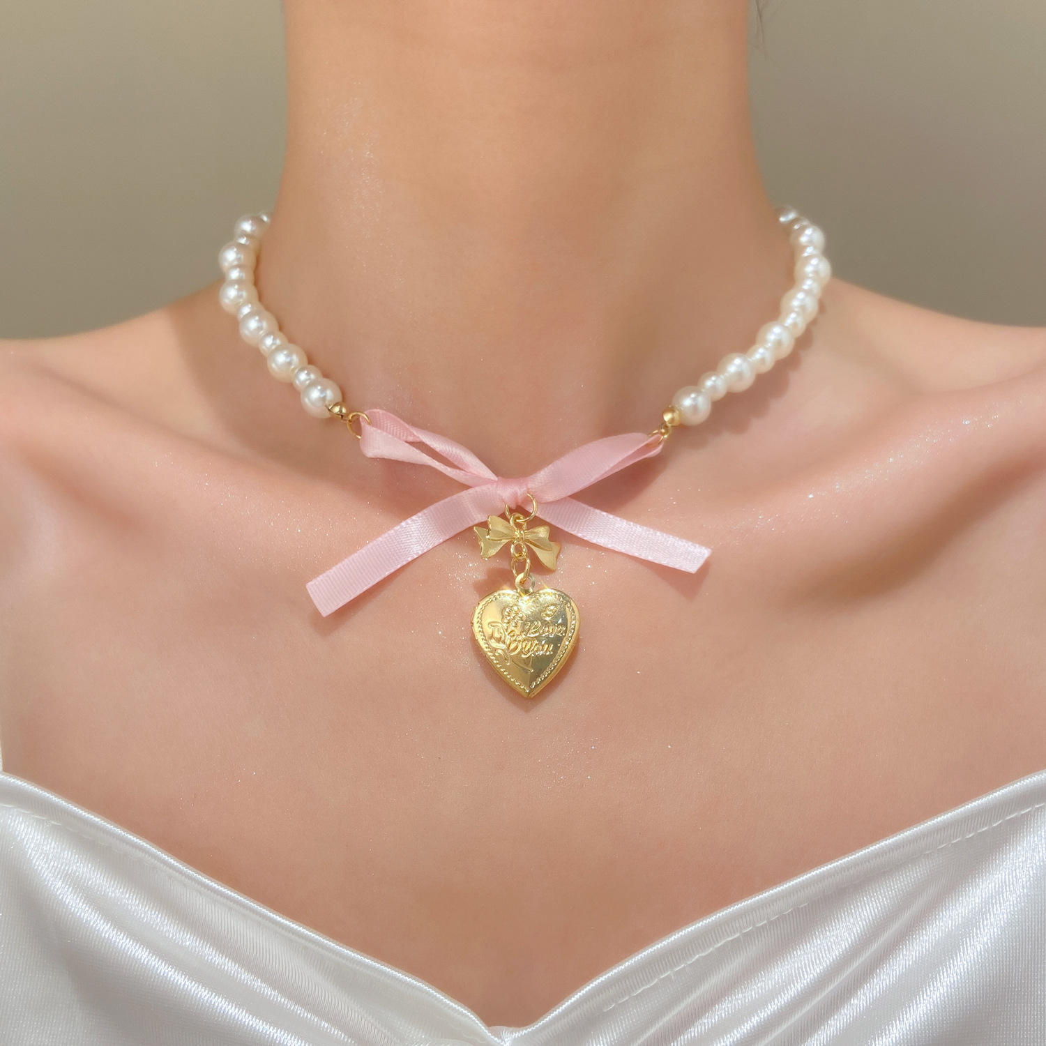 프랑스어 로맨틱 핑크 Bowknot 하트 펜던트 진주  - Pearl Trim Chain 리뷰 및 가격
